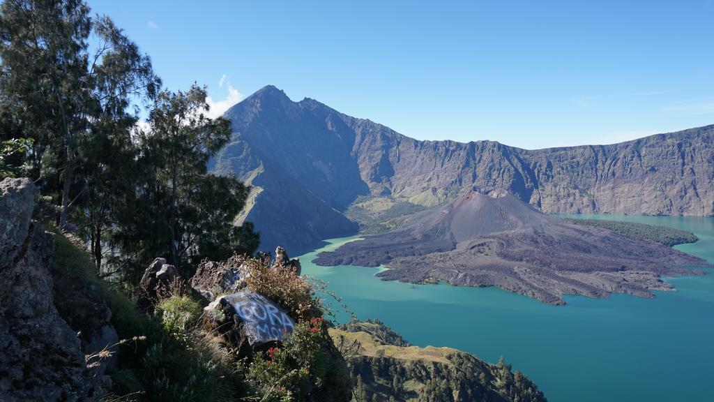 Rinjani Trails Hotel 森纳儒 外观 照片